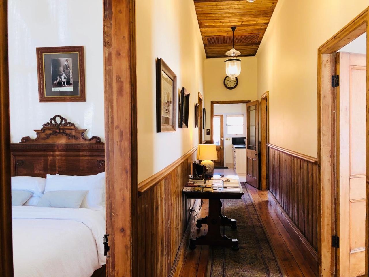 Ned Kelly'S Marlo Cottage - In The Best Beechworth Location Exterior photo